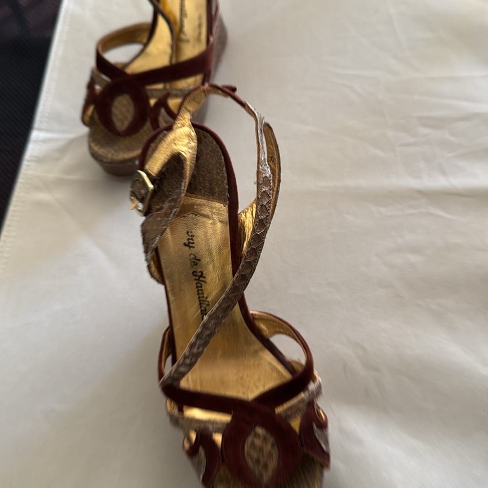 Terry de Havilland brown and gold wedges size 36 - Picture 13 of 13